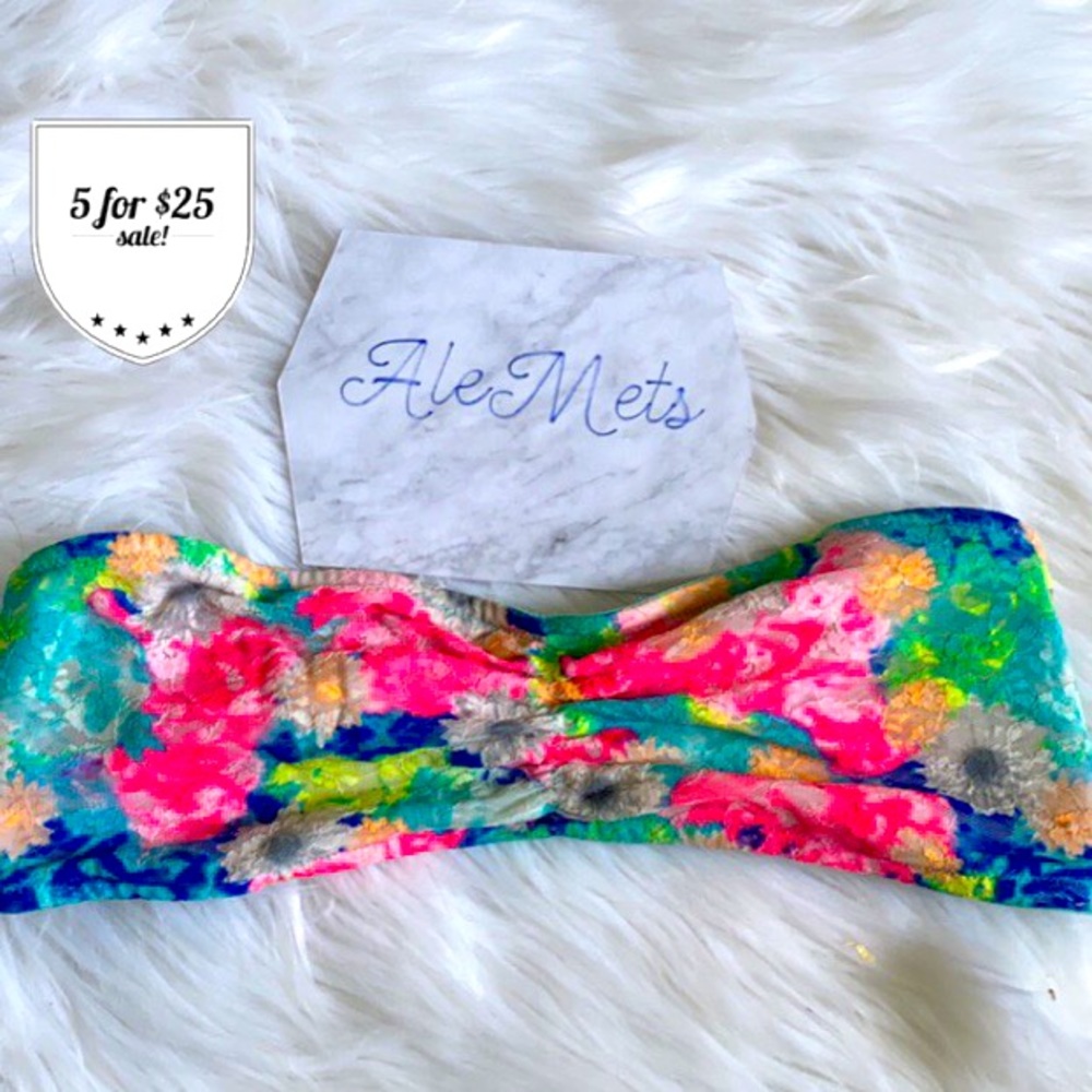 *5 for $25* floral VS bralette